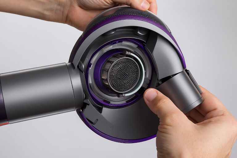 ¿Cómo reemplazar el filtro del Dyson V10?